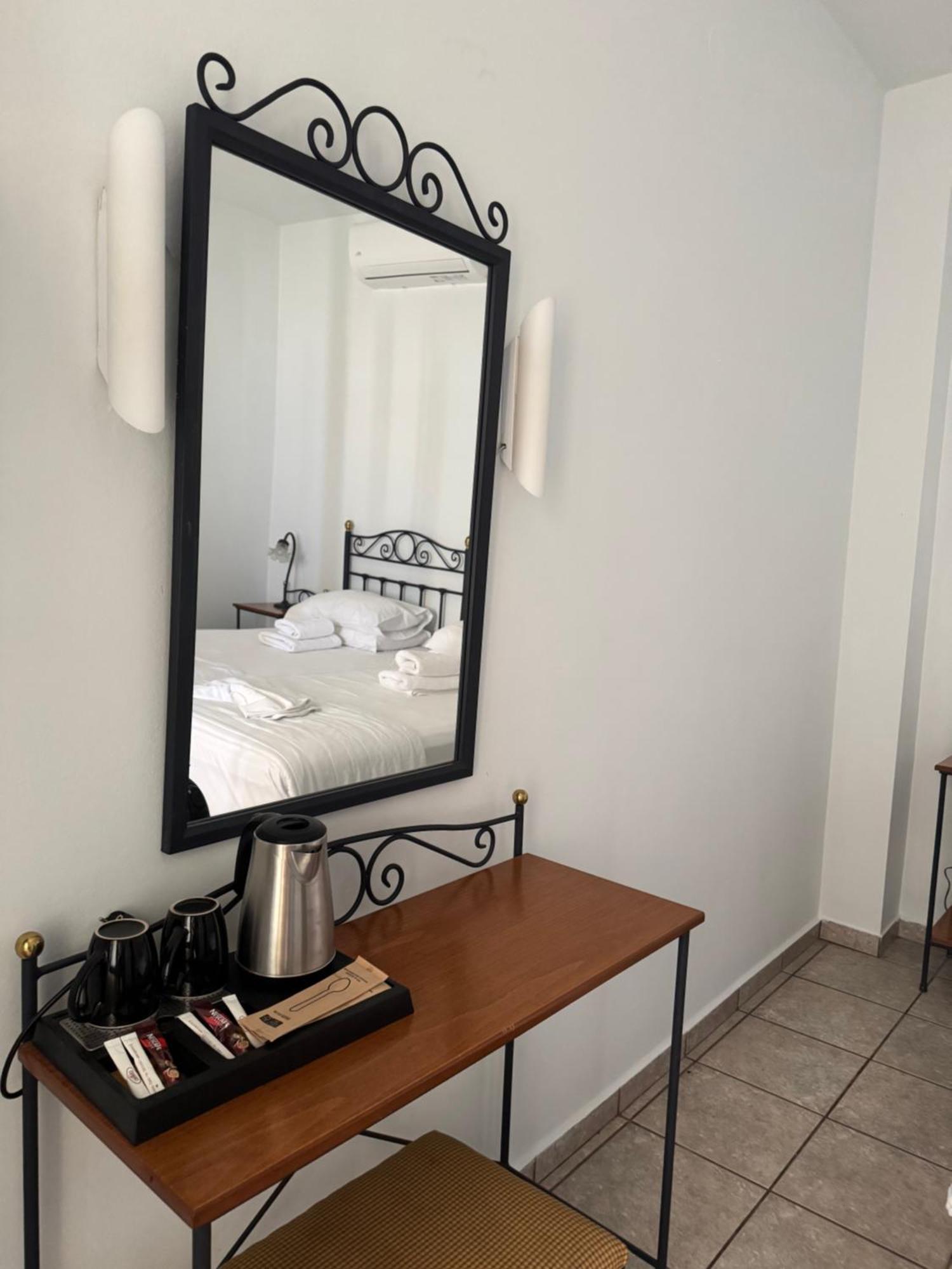 Hotel Esperance 2 à Ermoúpoli Extérieur photo