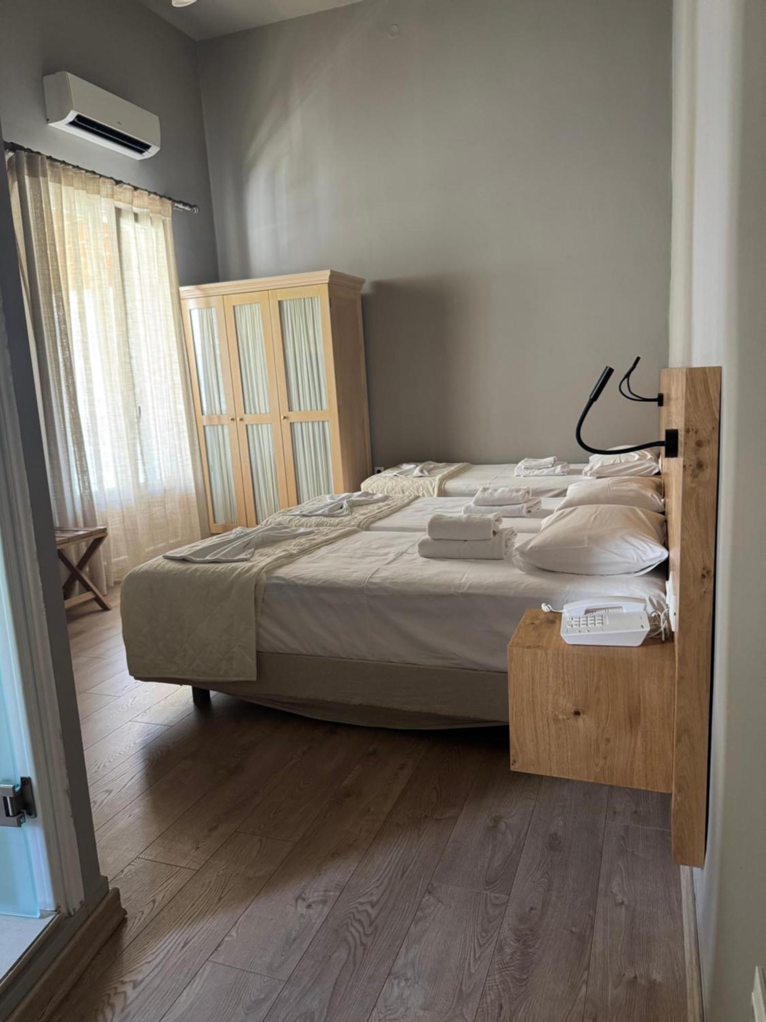 Hotel Esperance 2 à Ermoúpoli Extérieur photo