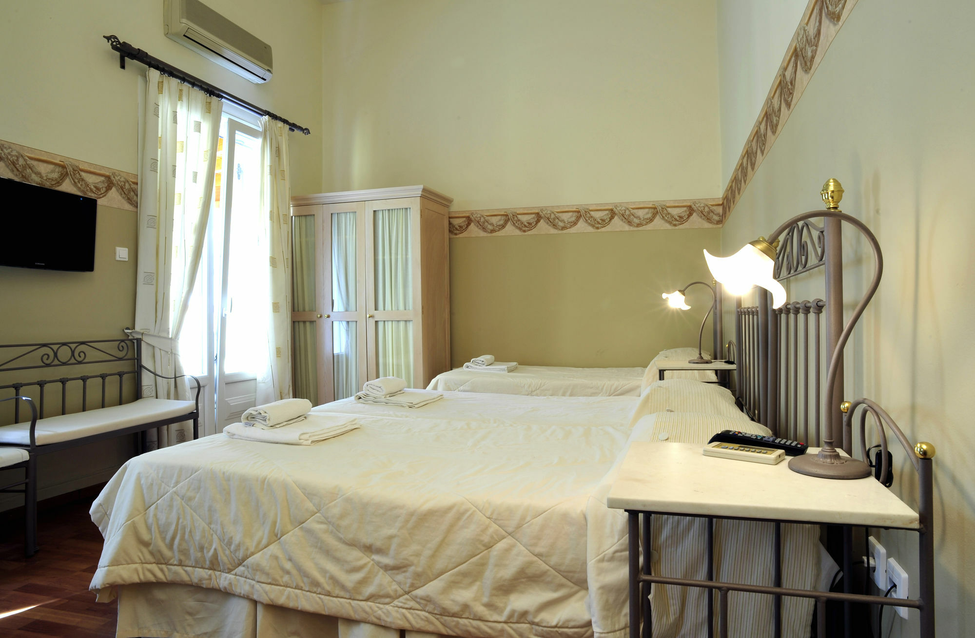 Hotel Esperance 2 à Ermoúpoli Extérieur photo